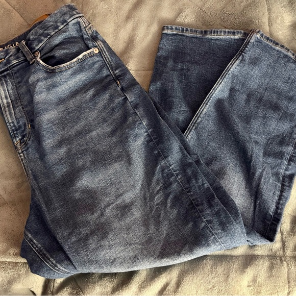 American Eagle Stretch Curvy Mom Jeans - Picture 6 of 6